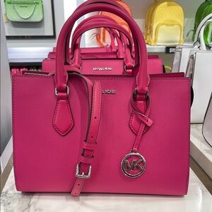 Michaela Kors Sheila Medium Faux Saffiano Leather Satchel
Dragonfruit 
NWT